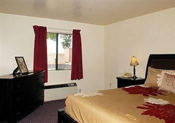 American Regency Suites Sierra Vista Buitenkant foto